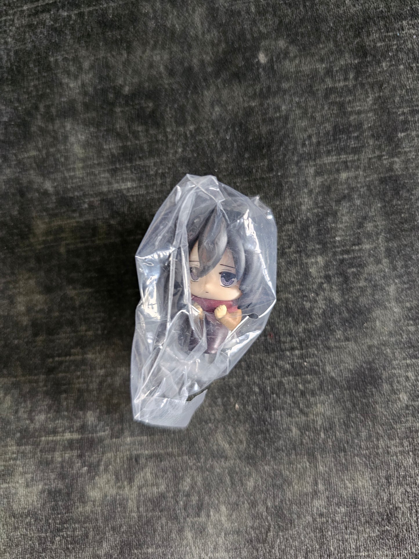 Attack on Titan - Gashapon "sitting" Mini Figuren in 5 Motiven