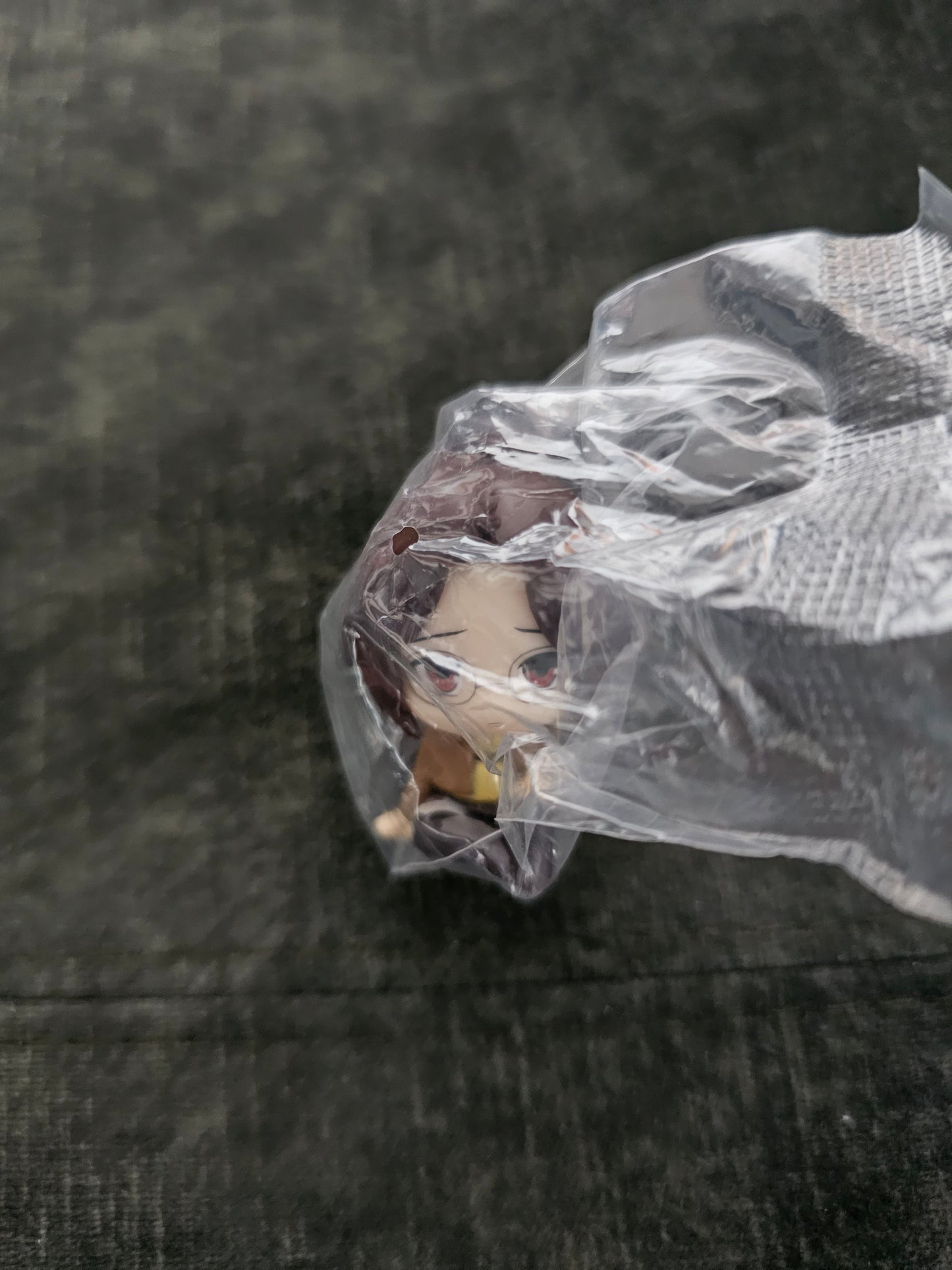 Attack on Titan - Gashapon "sitting" Mini Figuren in 5 Motiven