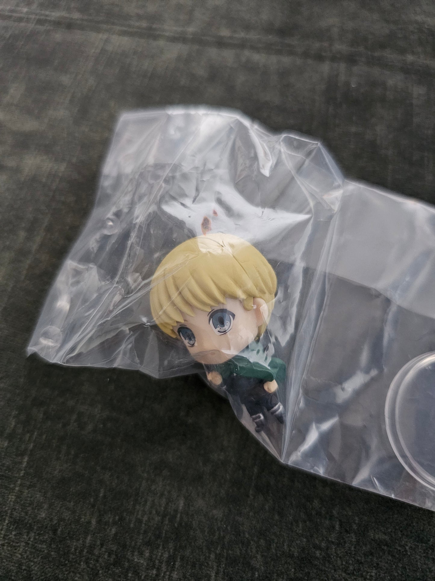 Attack on Titan - Gashapon Mini Figuren in 5 Motiven