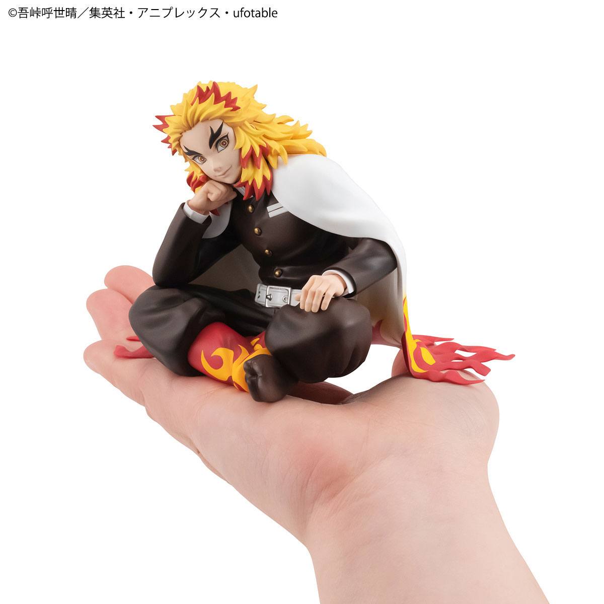 Demon Slayer - Rengoku Palm Size G.E.M. - MegaHouse