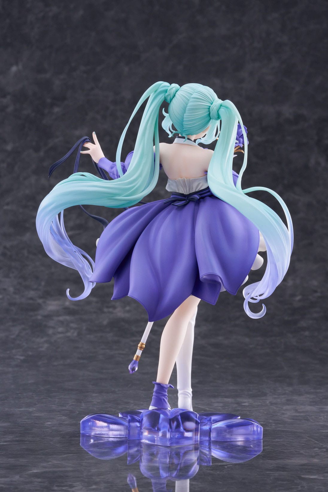 Hatsune Miku Birthday 2024 AMP Figure – fictionary world