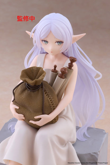 Frieren - Frieren In training Ver. Desktop Cute - Taito Prize